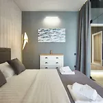 Gagarin Plaza Luxury Sea View Odessa