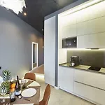 Gagarin Plaza Luxury Sea View * Odessa