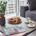 Gagarin Plaza Luxury Sea View *