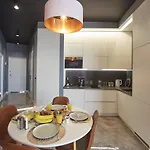 Gagarin Plaza Luxury Sea View *