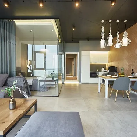 Gagarin Plaza Luxury Sea View Apartment *
