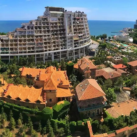 Gagarin Plaza Luxury Sea View Апартаменты *