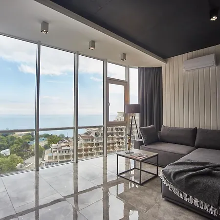 Gagarin Plaza Luxury Sea View Apartment *