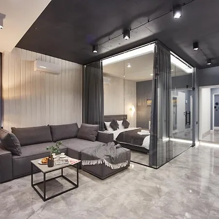 Gagarin Plaza Luxury Sea View Апартаменты *