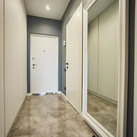 Apartment Gagarin Plaza Luxury Sea View *
