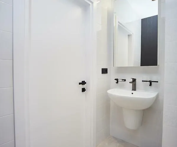 Gagarin Plaza Luxury Sea View