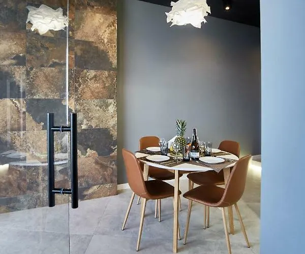 Gagarin Plaza Luxury Sea View Апартаменты *