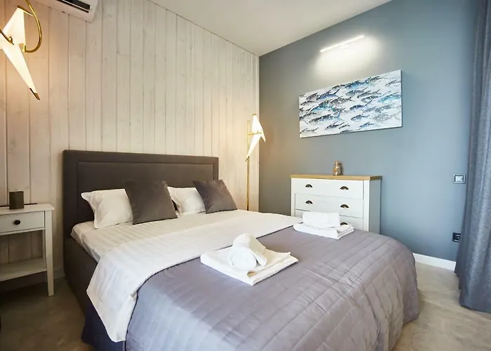 Апартаменты Gagarin Plaza Luxury Sea View