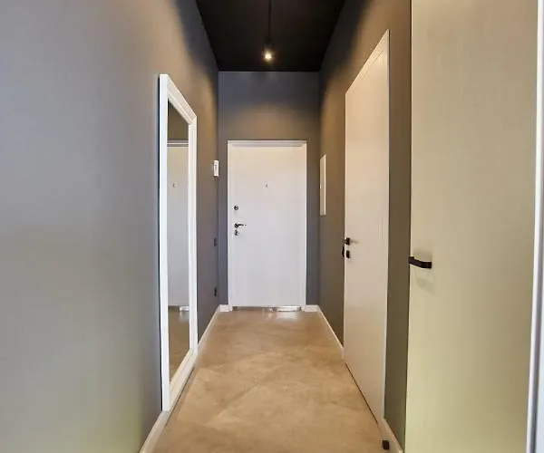 Апартаменты Gagarin Plaza Luxury Sea View *