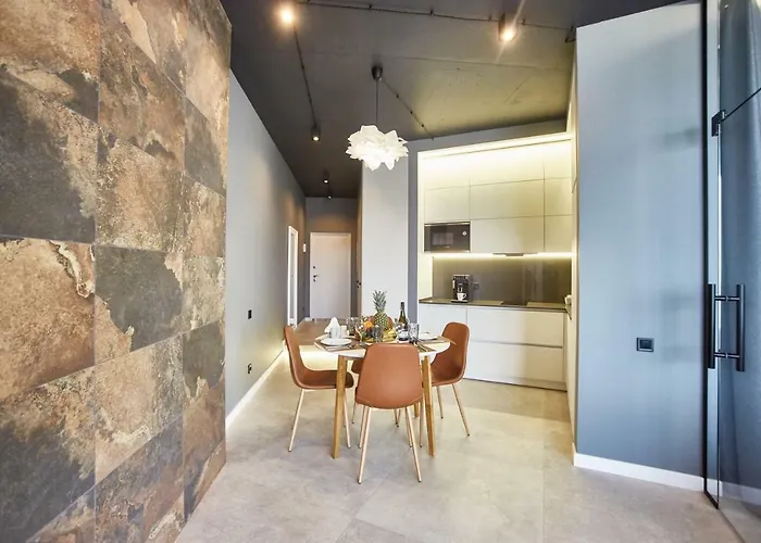 Gagarin Plaza Luxury Sea View Apartment