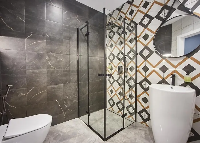 Gagarin Plaza Luxury Sea View