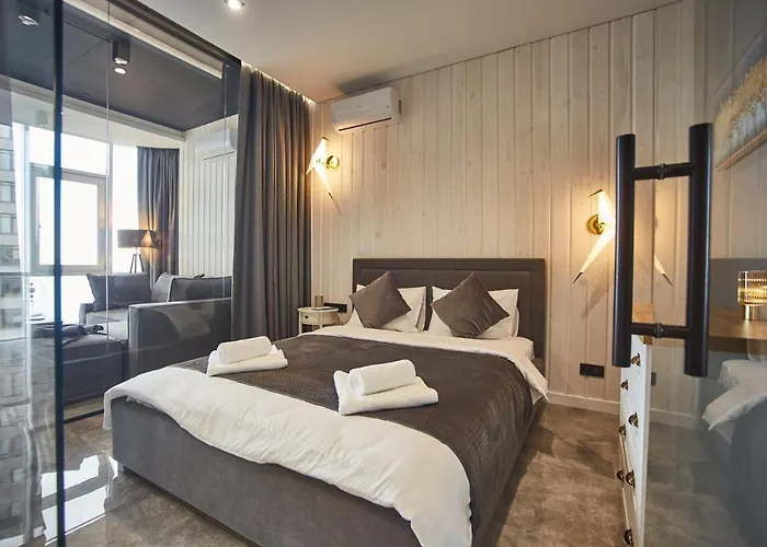 Gagarin Plaza Luxury Sea View