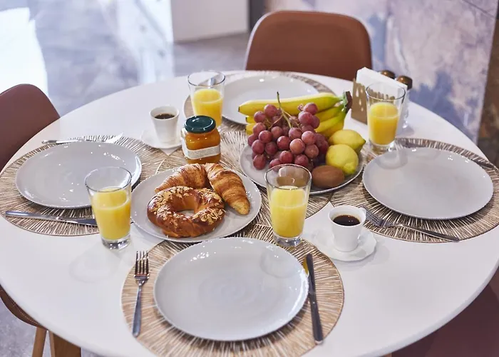 Gagarin Plaza Luxury Sea View 아파트