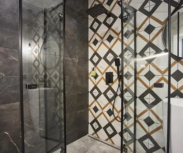 Gagarin Plaza Luxury Sea View