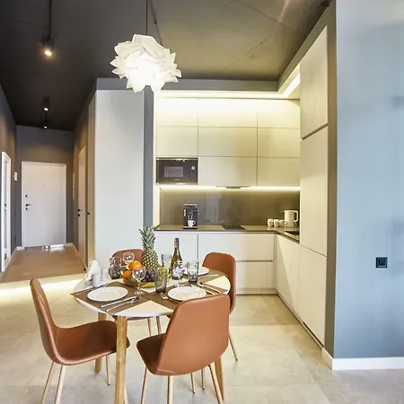 Апартаменти Gagarin Plaza Luxury Sea View