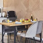 Gagarin Plaza Luxury Sea View Appartement *